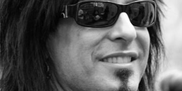 Nikki Sixx Echoes James Hetfield: Motley Crue Concerts Are a Politics-Free Zone